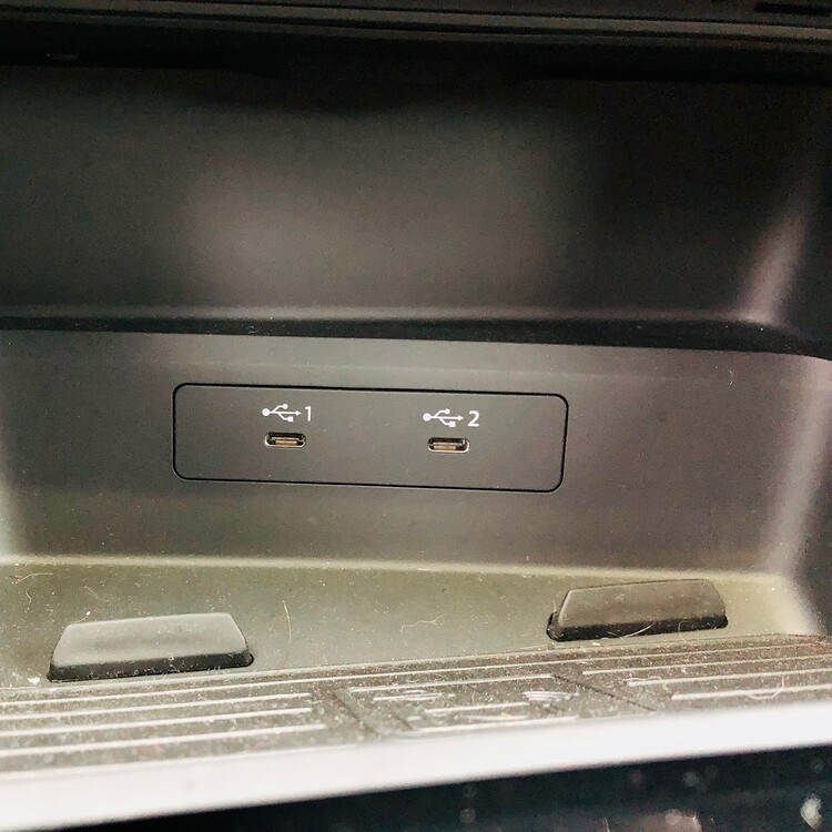 Welchen USBAnschluss im Audi A3? HiFi, CarAlarm und Elektrik (8Y