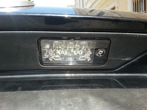 8P] Testbericht: Original Audi LED Kennzeichenbeleuchtung - HiFi, Car-Alarm  und Elektrik (8P) - A3-Freunde