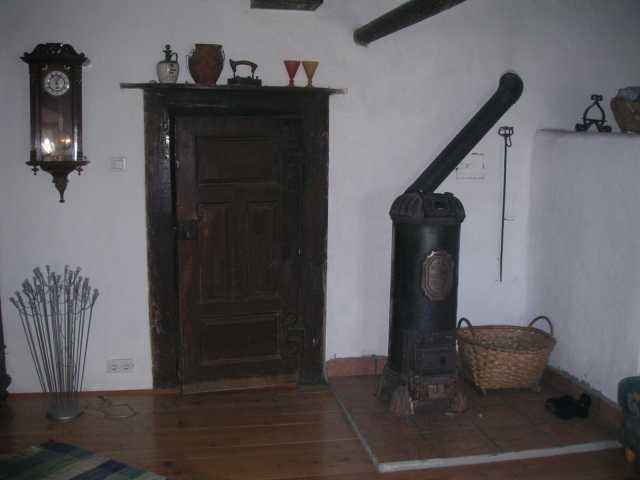 9704_A.jpg
