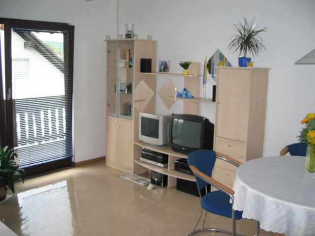 9681_A.jpg